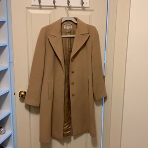 Larry Levine beige coat